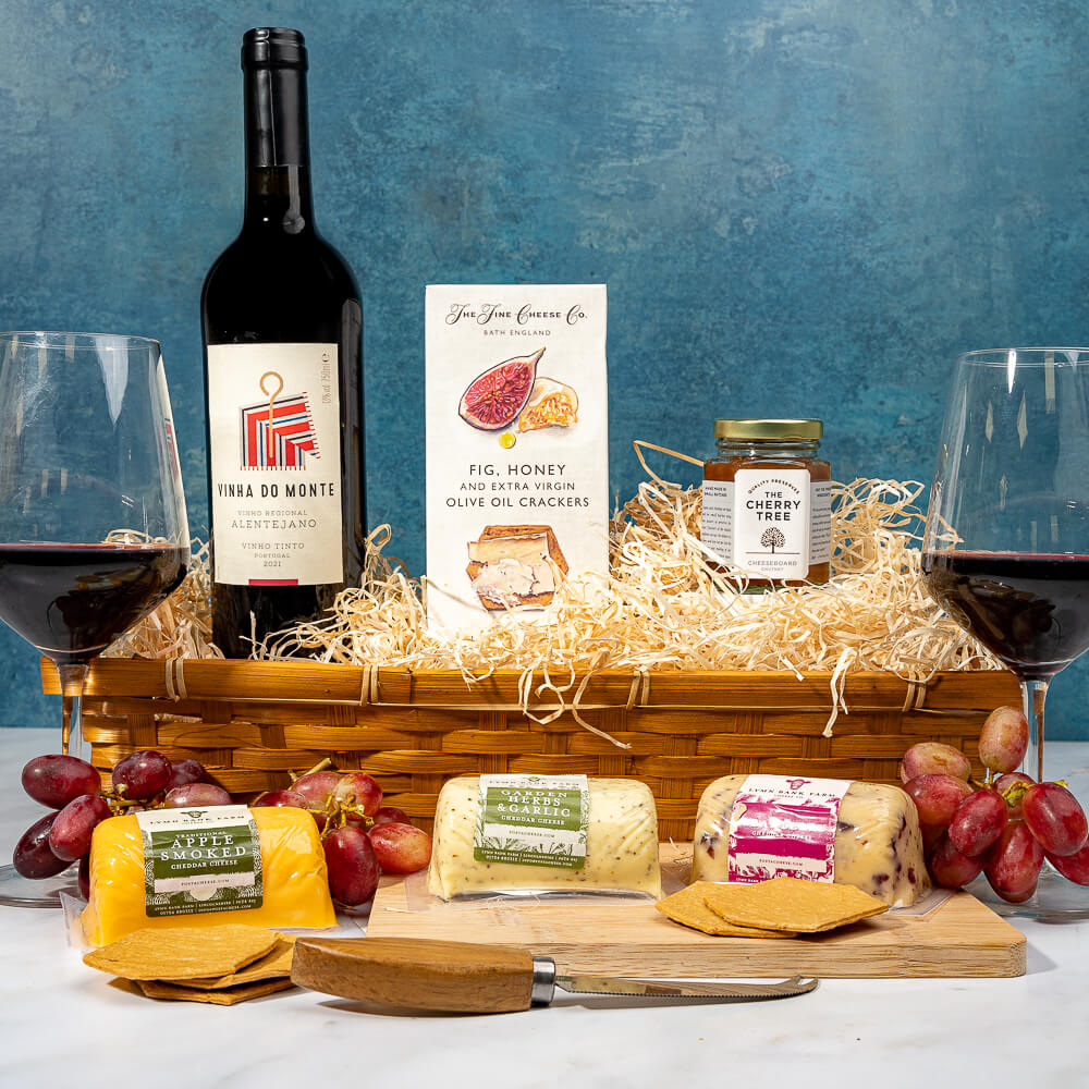 Wine & Cheddar Cheese Hamper