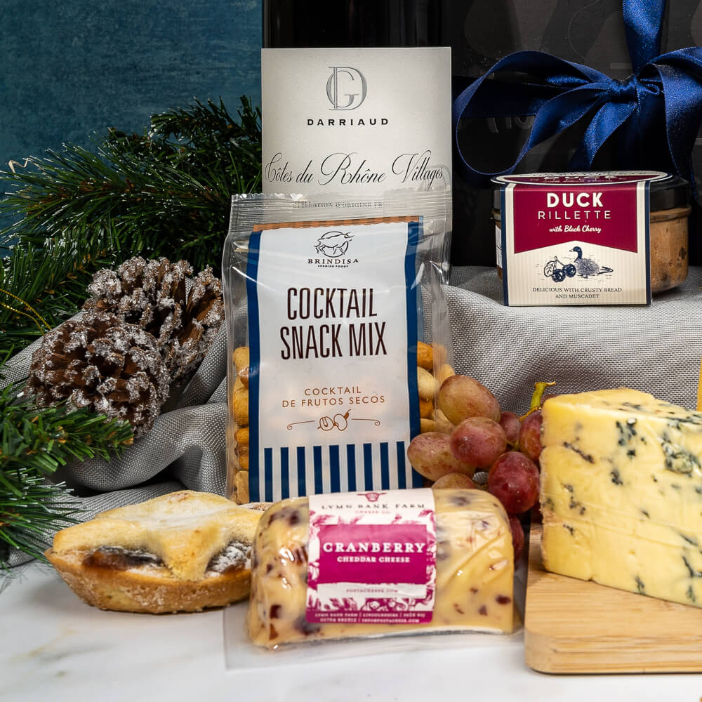 Red Wine, Charcuterie & Treats Christmas Hamper