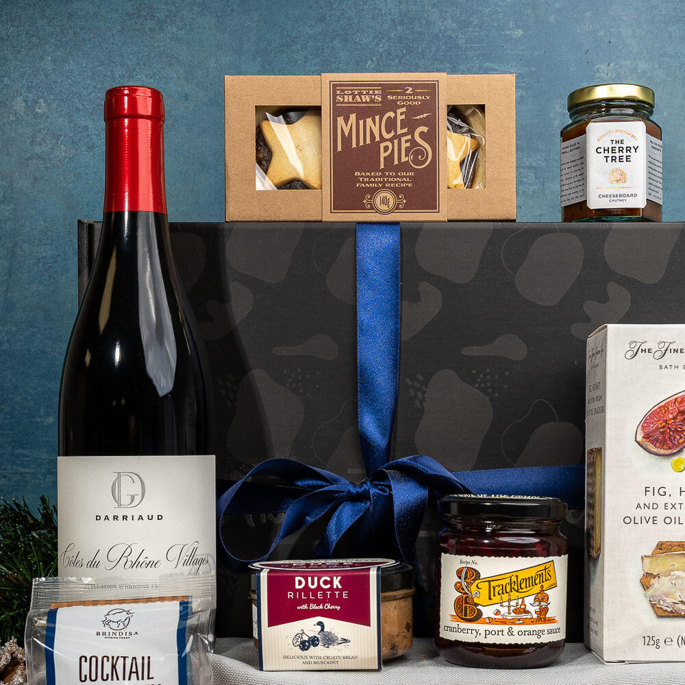 Red Wine, Charcuterie & Treats Christmas Hamper