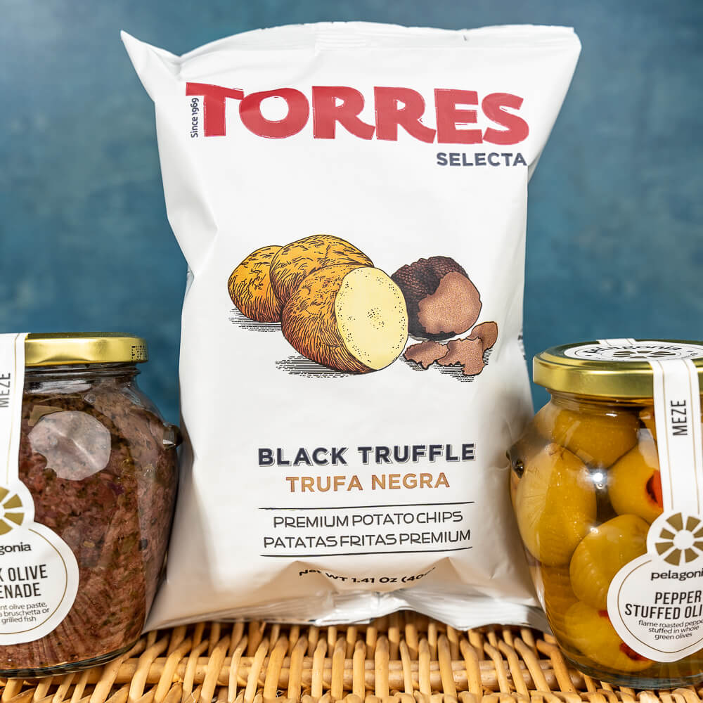 Exquisite Cheese & Savoury Hamper